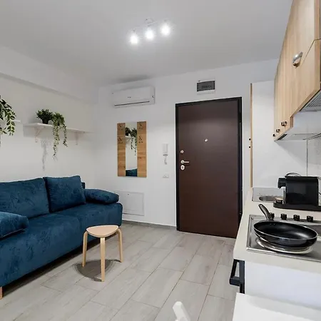 Downtown Urban W Balcony Vol 3 Apartment Bucharest