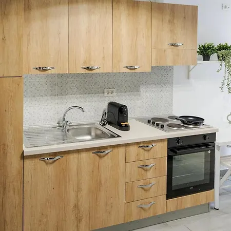 Downtown Urban W Balcony Vol 3